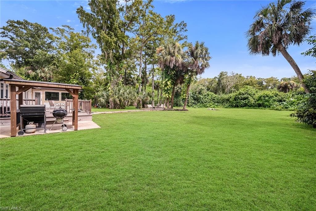 1821 Krape Rd, Naples, FL 34120-29