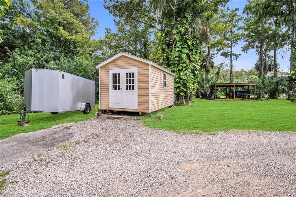 1821 Krape Rd, Naples, FL 34120-31