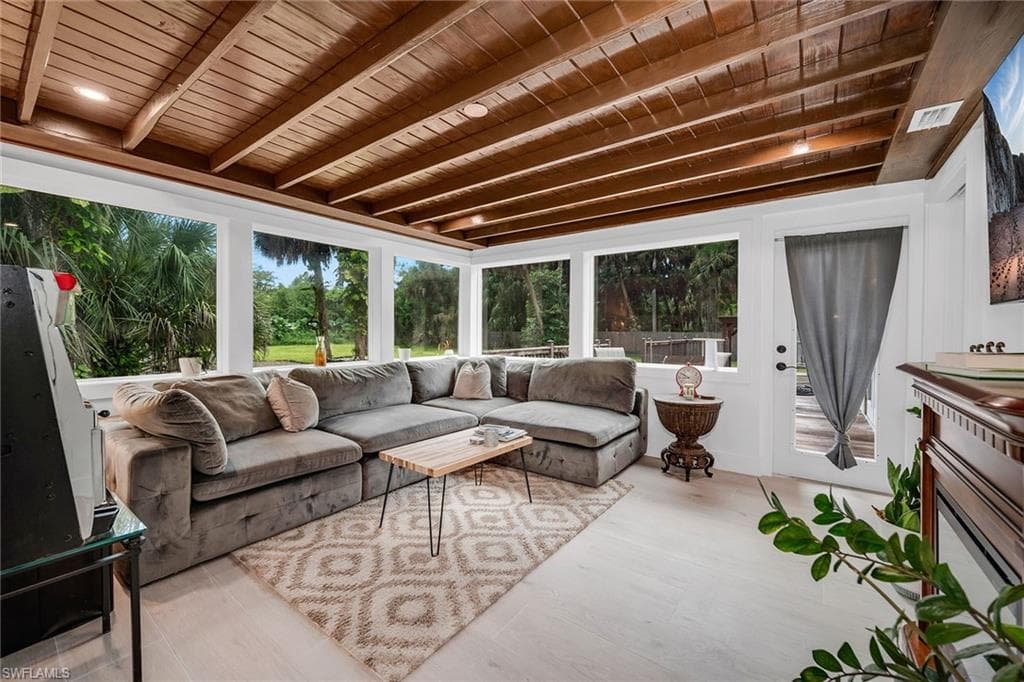 1821 Krape Rd, Naples, FL 34120-4