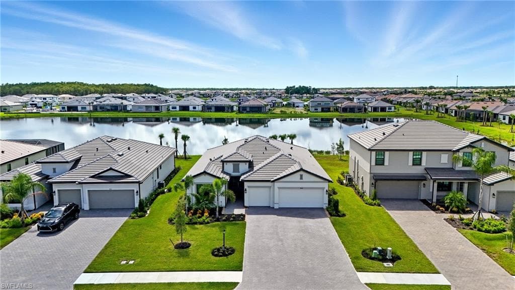 19050 Hanley Blvd, Estero, FL 33928-3