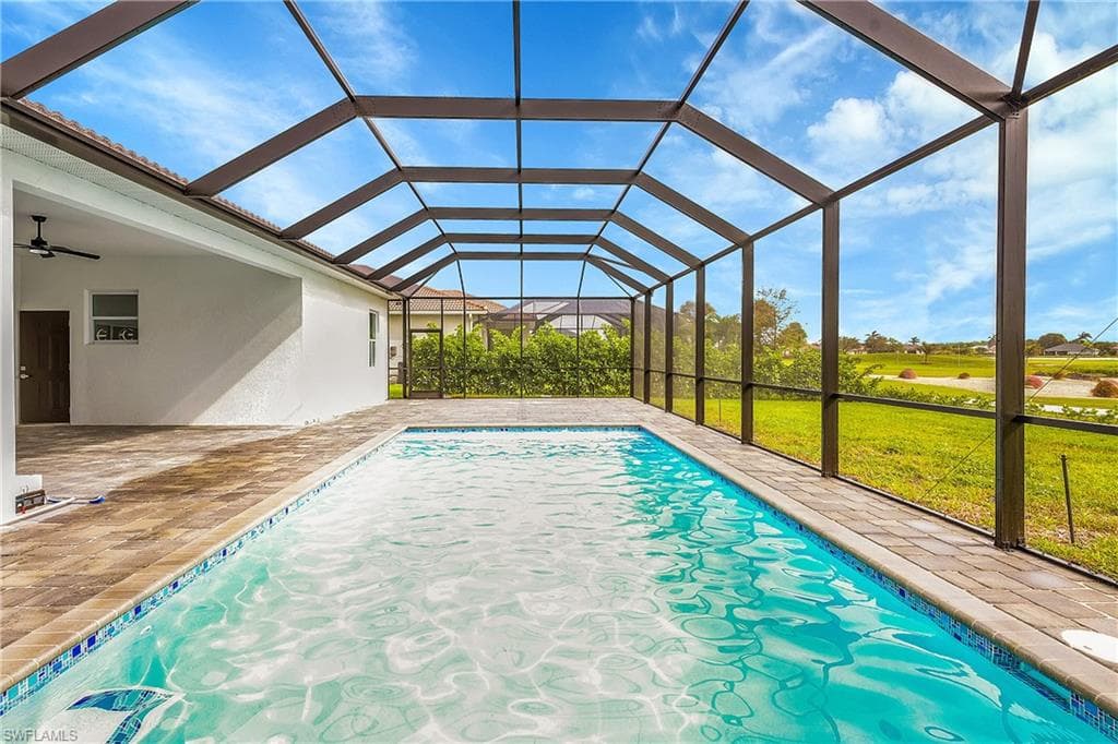 18716 Ensenada Dr, Naples, FL 34114-29