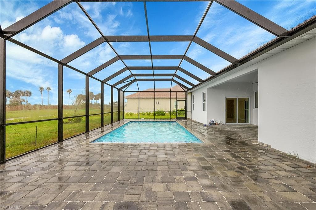 18716 Ensenada Dr, Naples, FL 34114-30