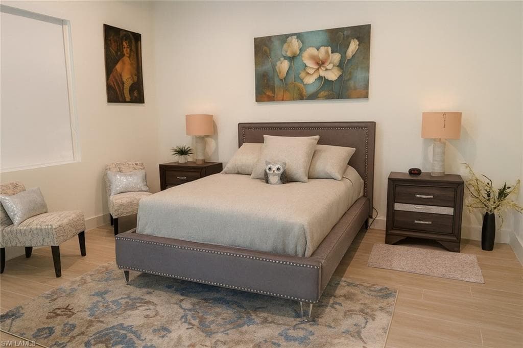 3068 2nd St NW, Naples, FL 34120-20