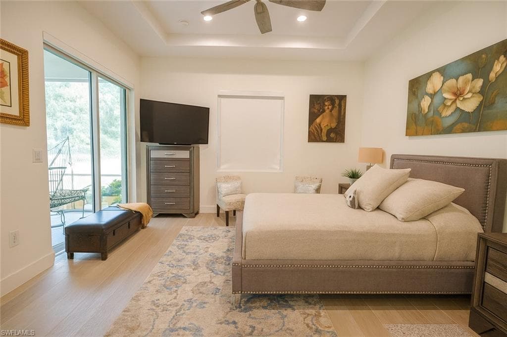 3068 2nd St NW, Naples, FL 34120-21