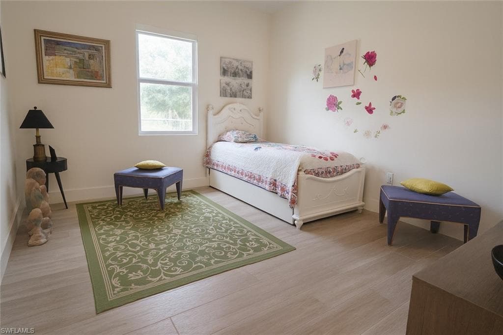 3068 2nd St NW, Naples, FL 34120-23