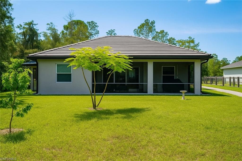 3068 2nd St NW, Naples, FL 34120-7