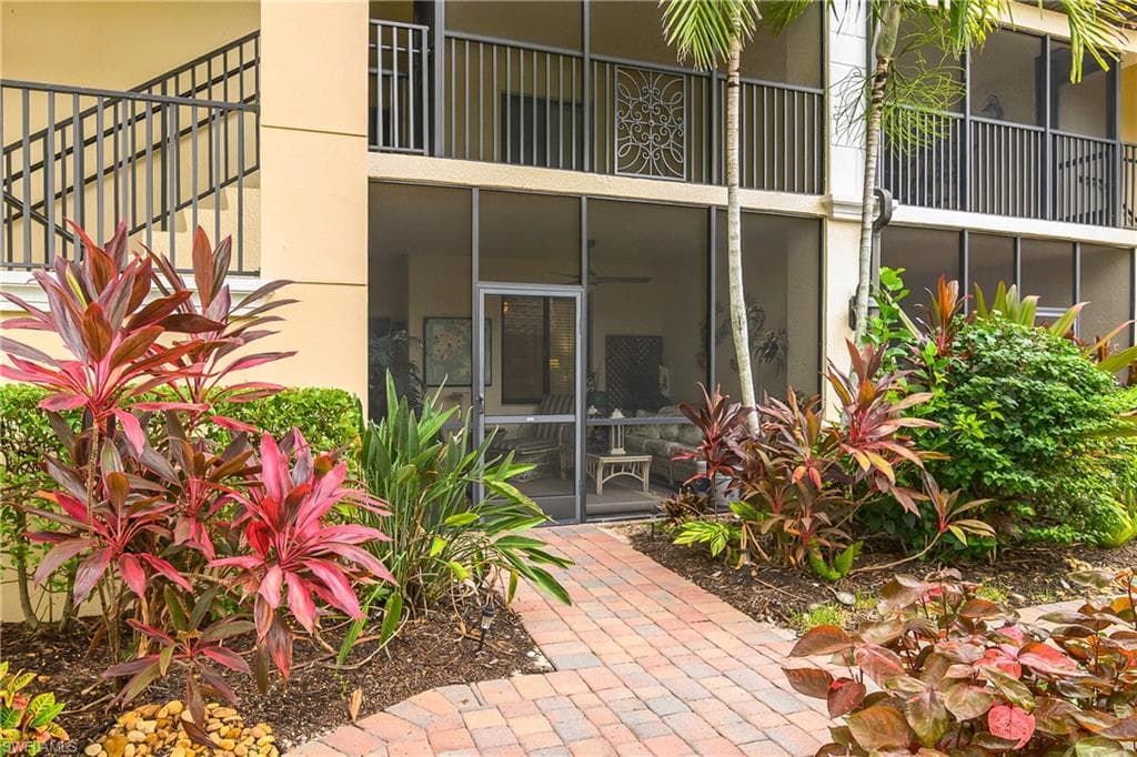 9533 Avellino Way 2914, Naples, FL 34113-32