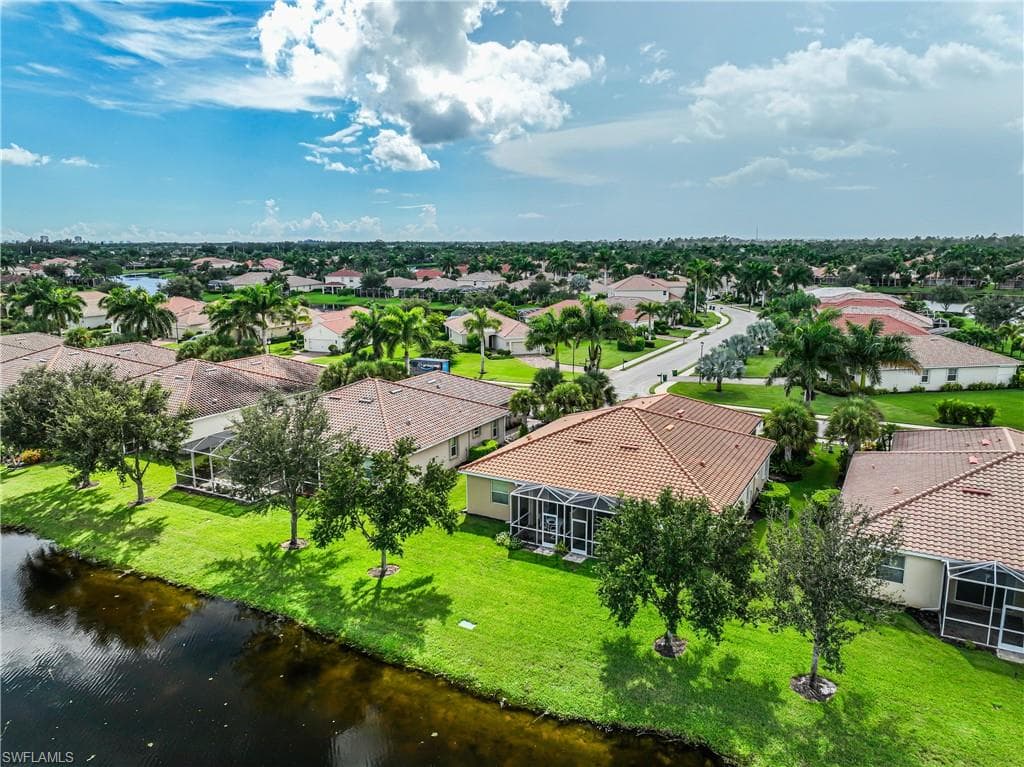 14496 Grapevine Dr, Naples, FL 34114-28