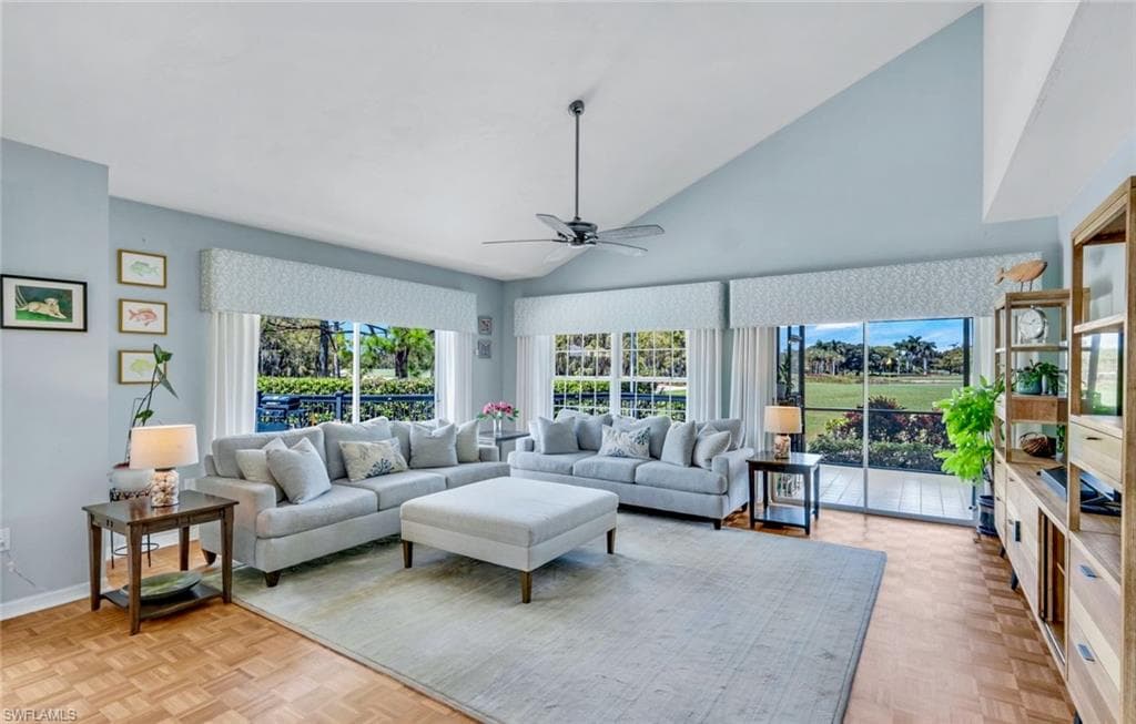 28 Golf Cottage Dr, Naples, FL 34105-9