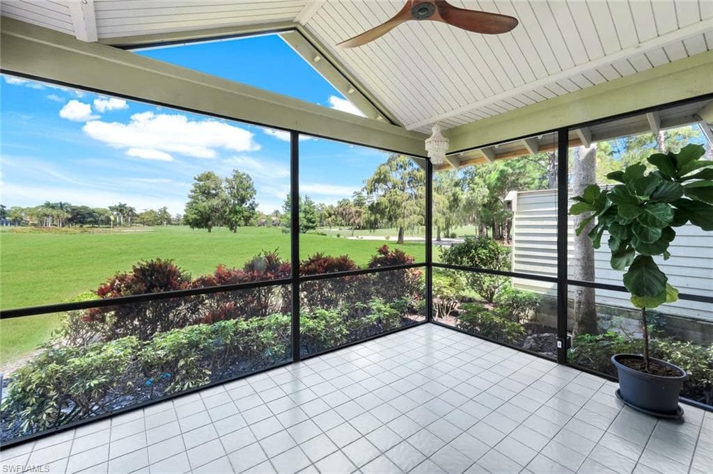 28 Golf Cottage Dr, Naples, FL 34105-17