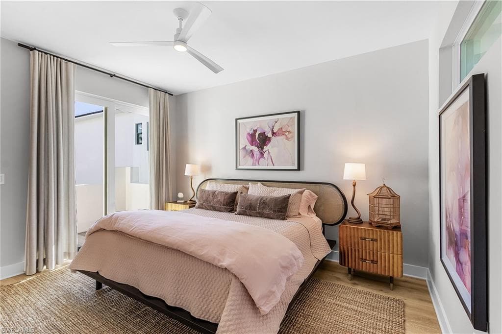 591 93rd Ave N, Naples, FL 34108-25