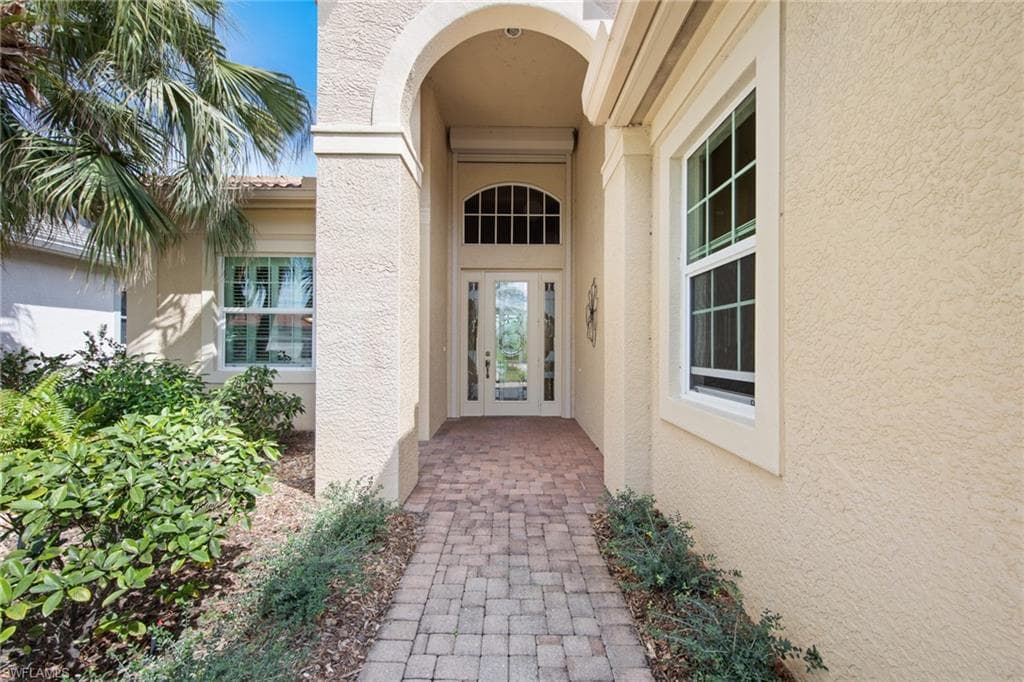 18191 Parkside Greens Dr, Fort Myers, FL 33908-2