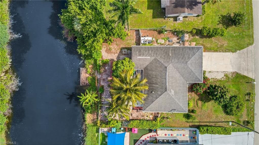 2315 54th Ter SW, Naples, FL 34116-27