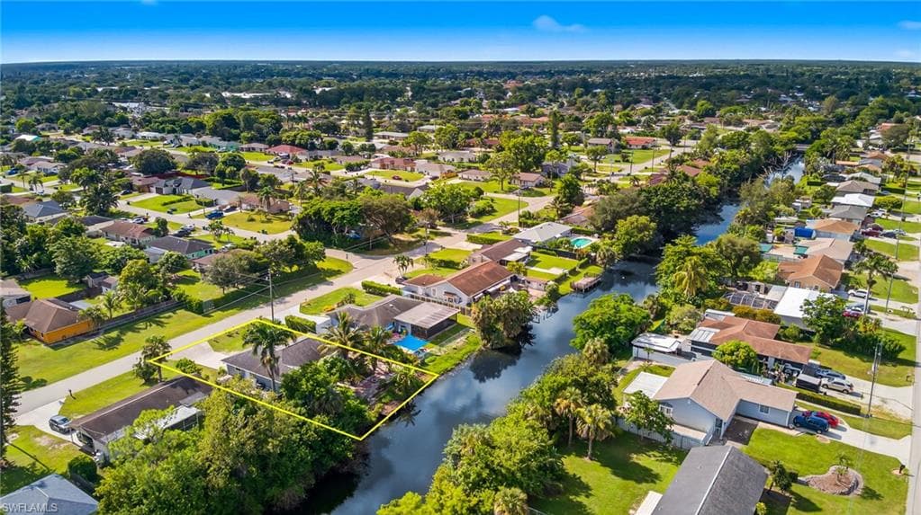 2315 54th Ter SW, Naples, FL 34116-34