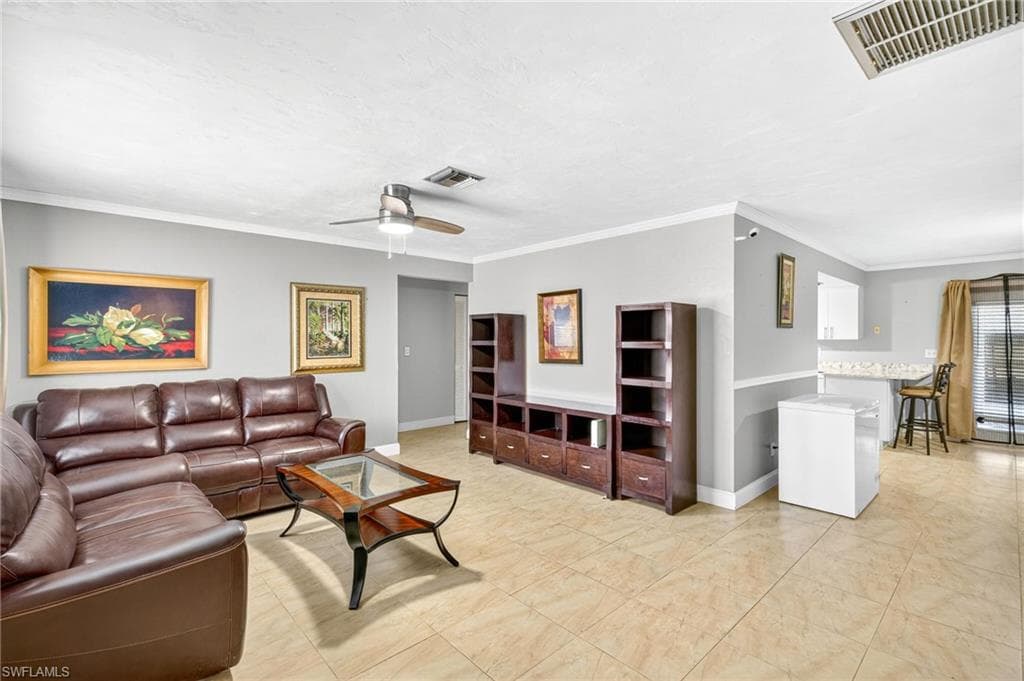 2315 54th Ter SW, Naples, FL 34116-4