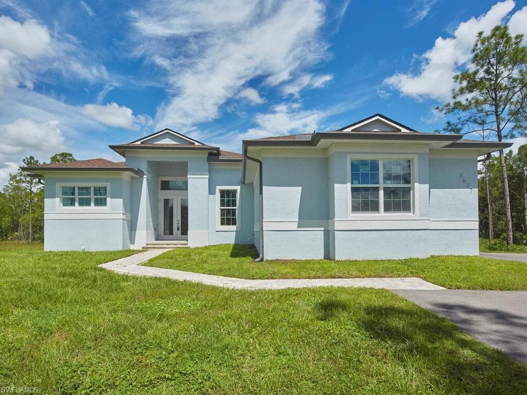 3677 Oil Well Rd, Naples, FL 34120-2