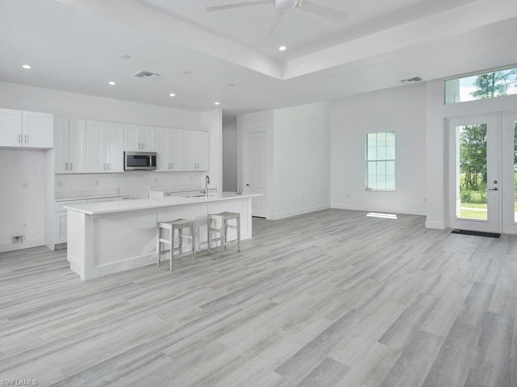 3677 Oil Well Rd, Naples, FL 34120-4