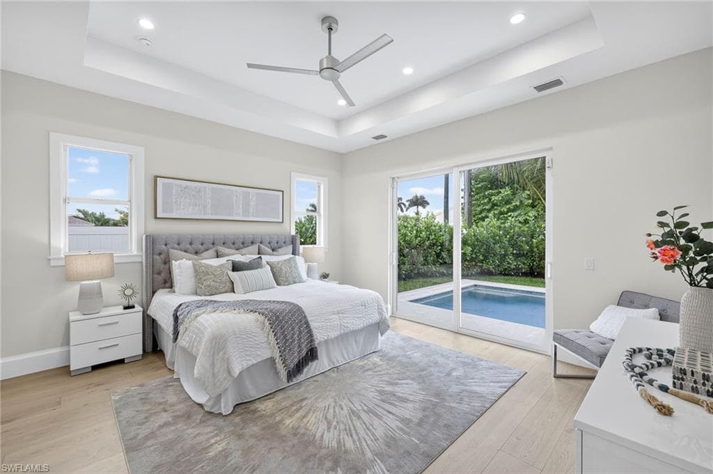 664 100th Ave N, Naples, FL 34108-19