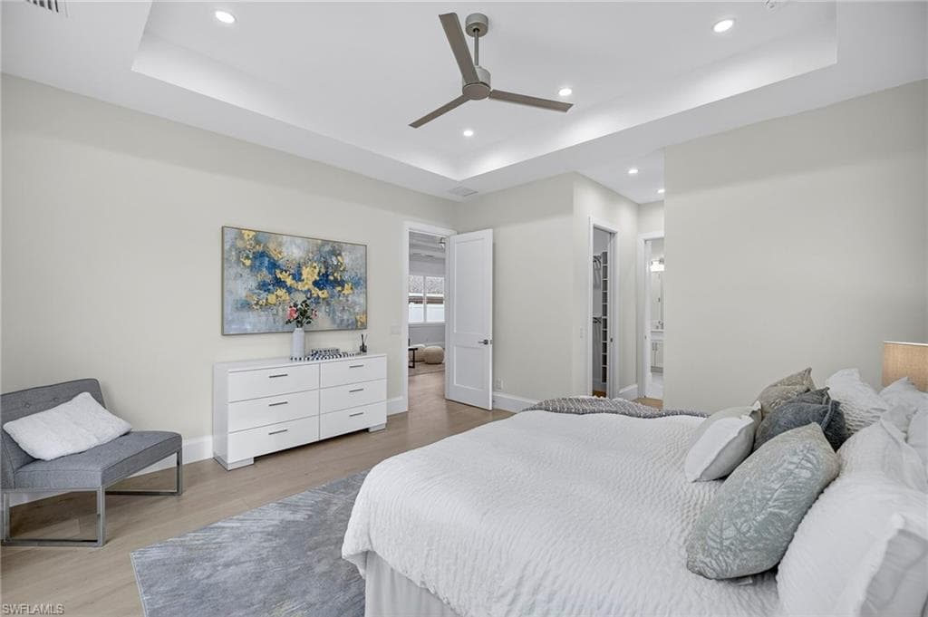 664 100th Ave N, Naples, FL 34108-21