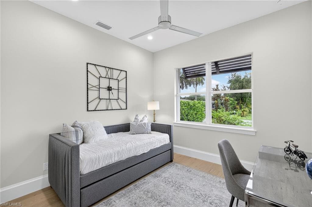 664 100th Ave N, Naples, FL 34108-26