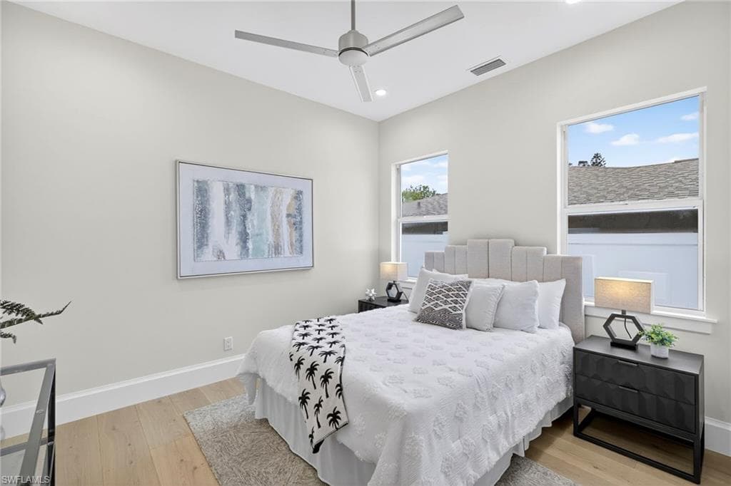 664 100th Ave N, Naples, FL 34108-27