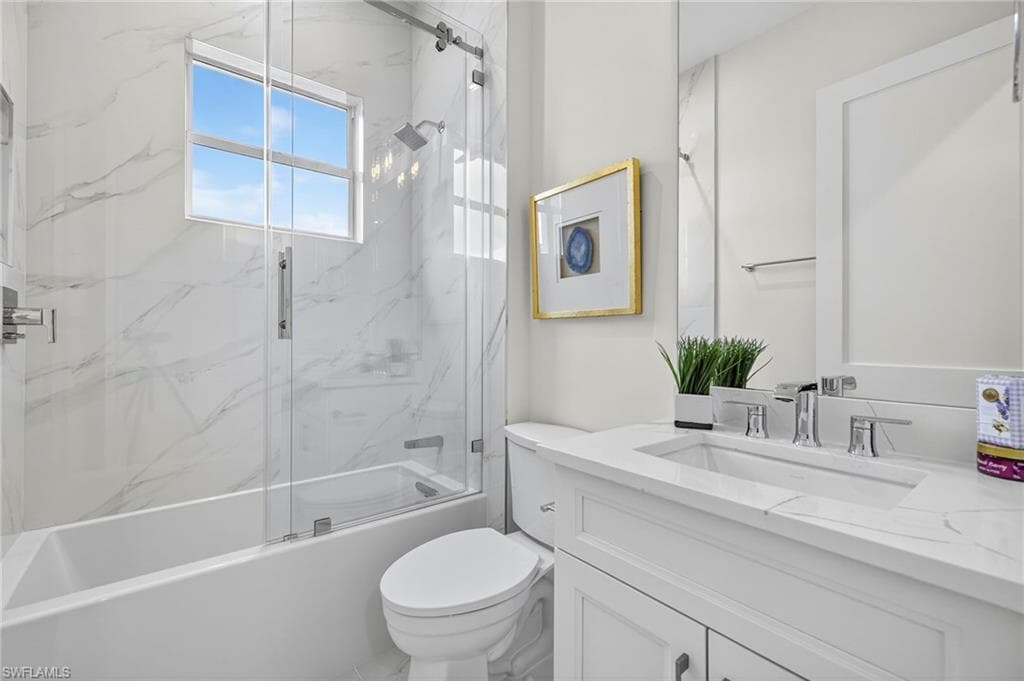 664 100th Ave N, Naples, FL 34108-29