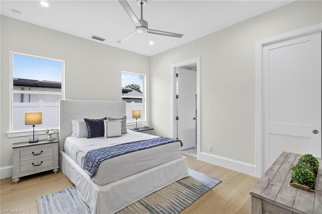 664 100th Ave N, Naples, FL 34108-30