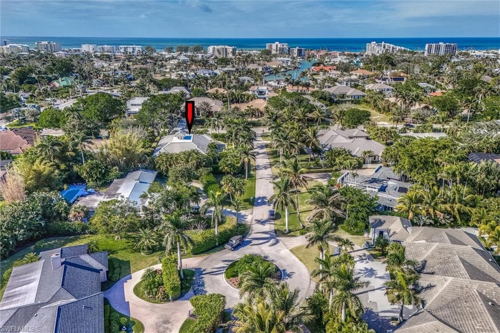 2250 Crayton Rd, Naples, FL 34103-45