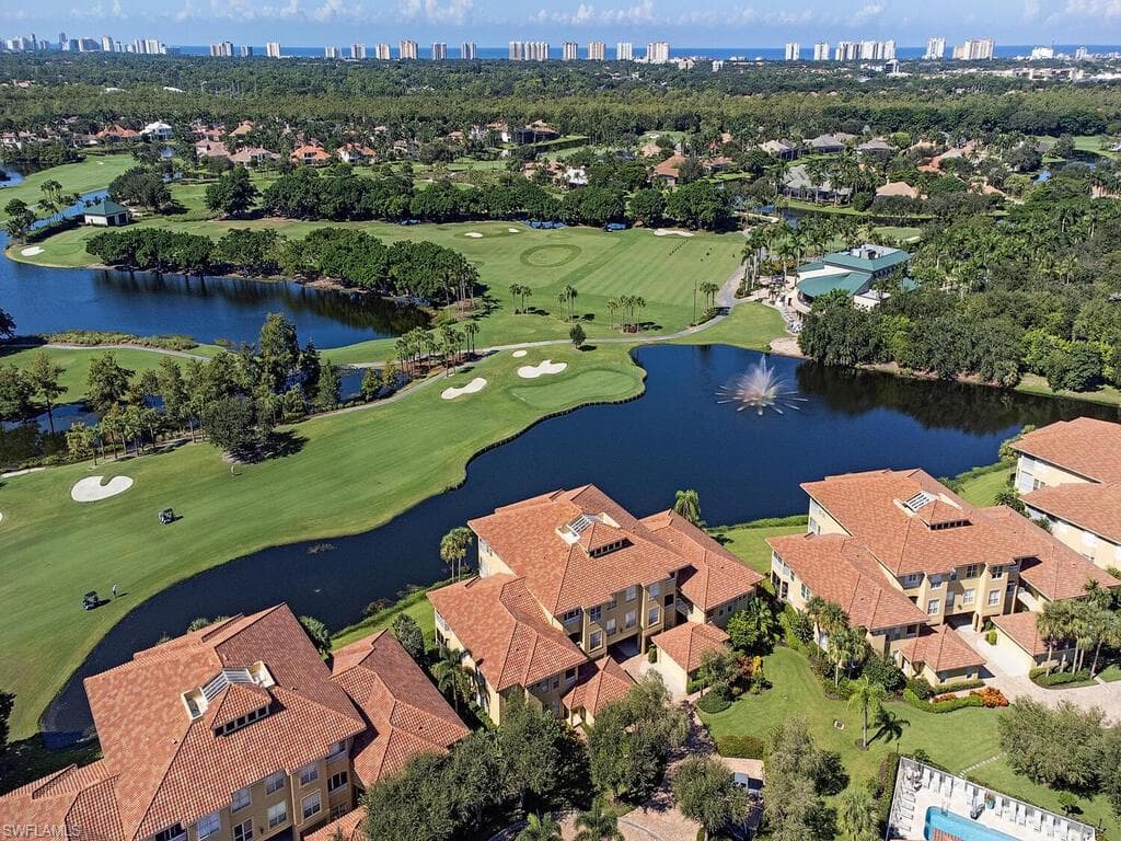 1830 Les Chateaux Blvd 104, Naples, FL 34109-1