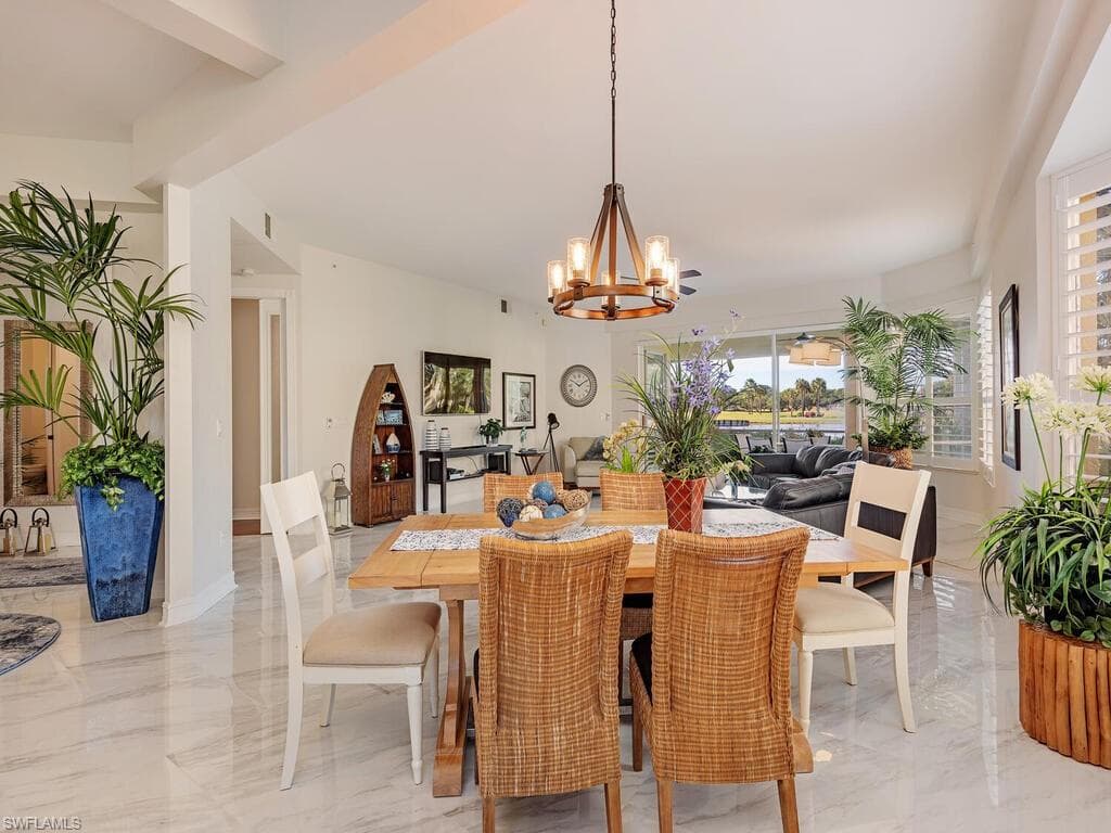 1830 Les Chateaux Blvd 104, Naples, FL 34109-7