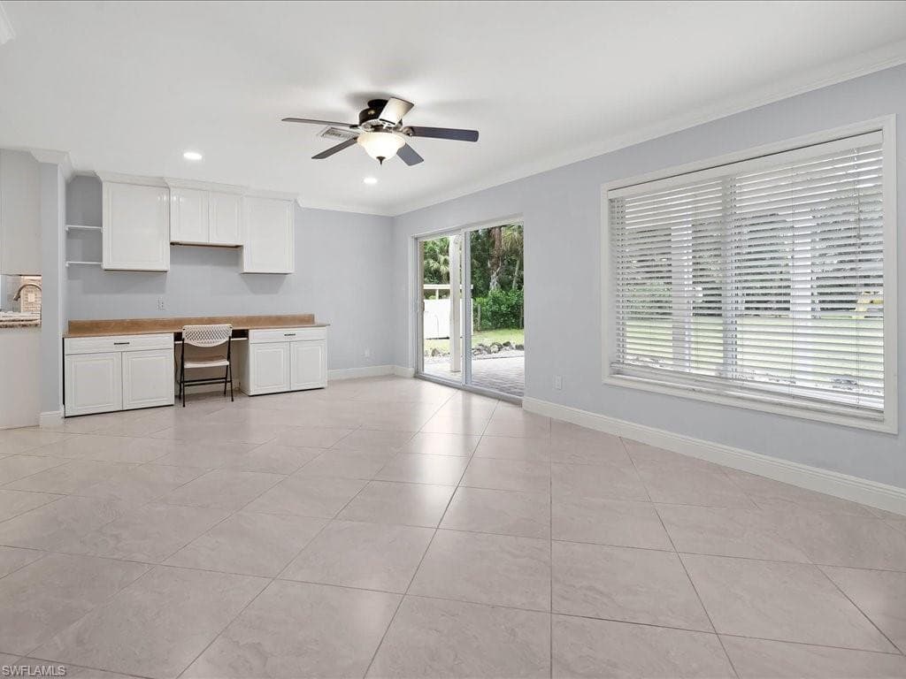 4220 11th Ave SW, Naples, FL 34116-8