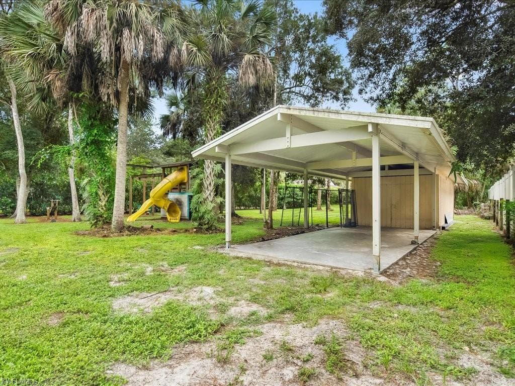 4220 11th Ave SW, Naples, FL 34116-20