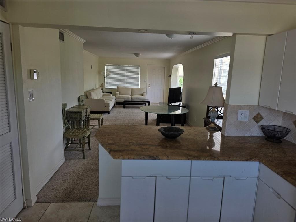 1100 8th Ave S 305a, Naples, FL 34102-22
