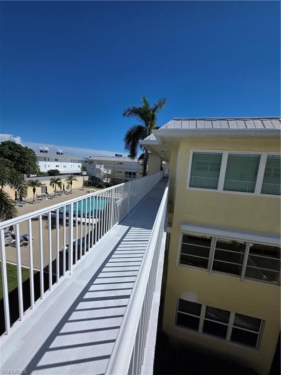 1100 8th Ave S 305a, Naples, FL 34102-4