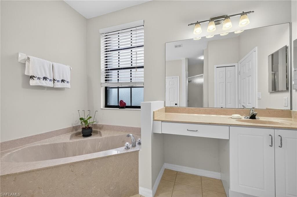 14653 Sutherland Ave, Naples, FL 34119-11
