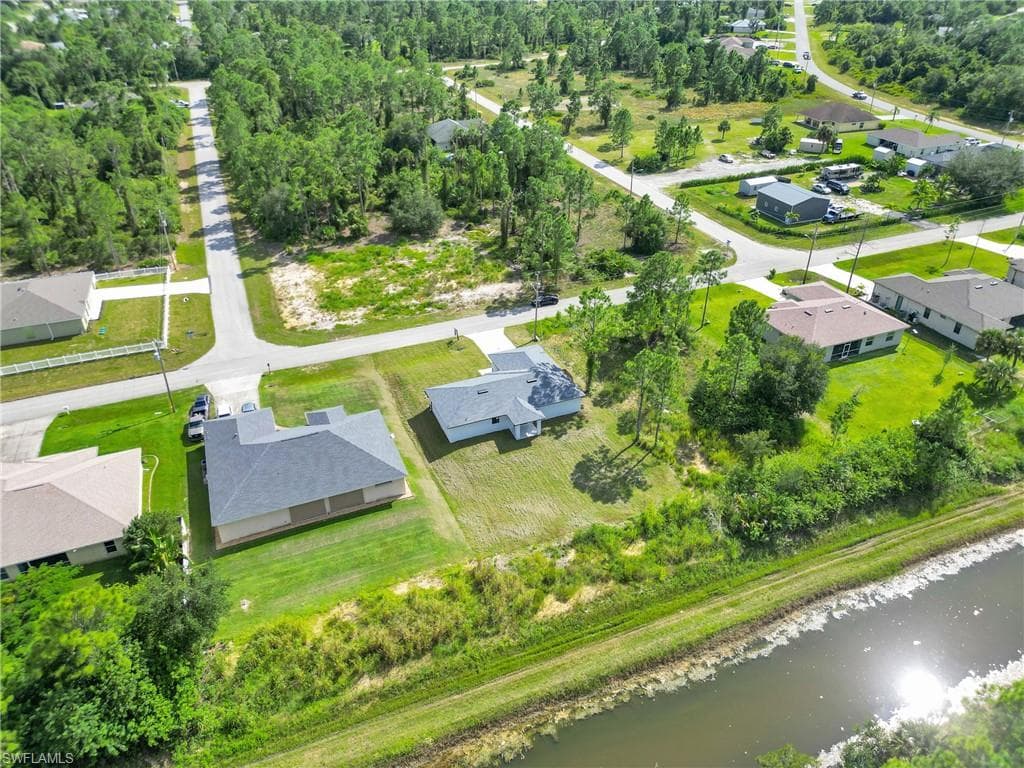 509 Eisenhower Blvd, Lehigh Acres, FL 33974-33