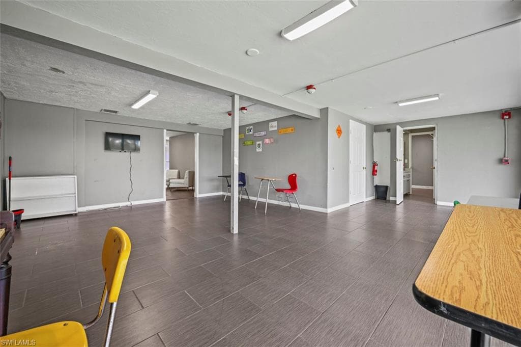 101-105 Saint Andrews Blvd, Naples, FL 34113-15