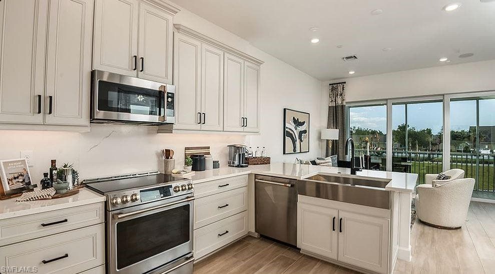 1624 Compass Pointe Ct 202, Punta Gorda, FL 33950-8