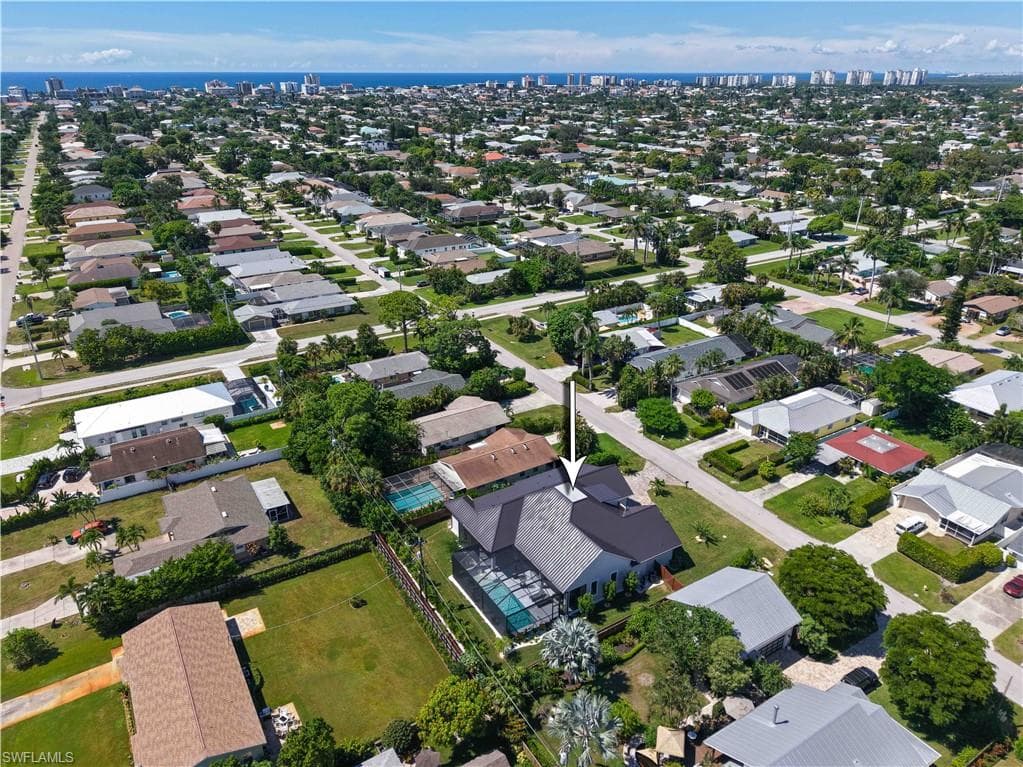 818 93rd Ave N, Naples, FL 34108-50