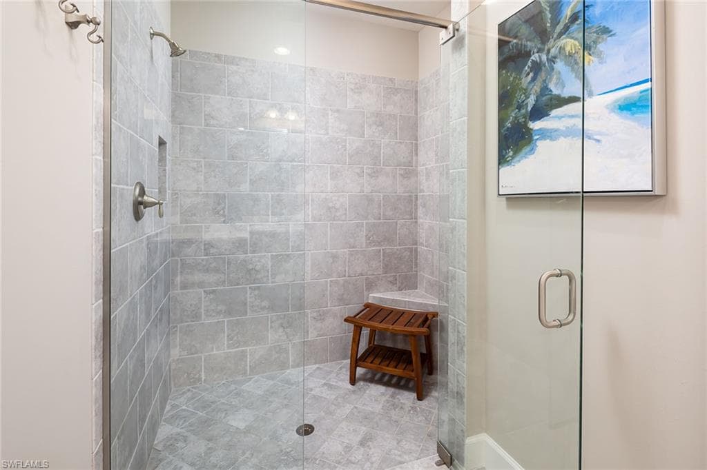 9672 Montelanico Loop 102, Naples, FL 34119-16