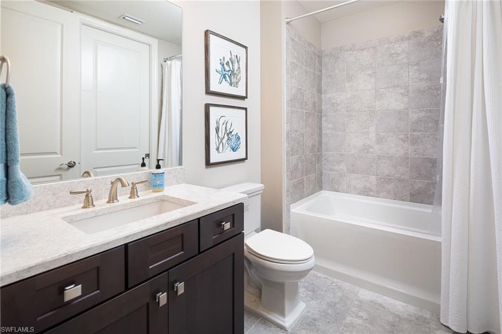 9672 Montelanico Loop 102, Naples, FL 34119-18