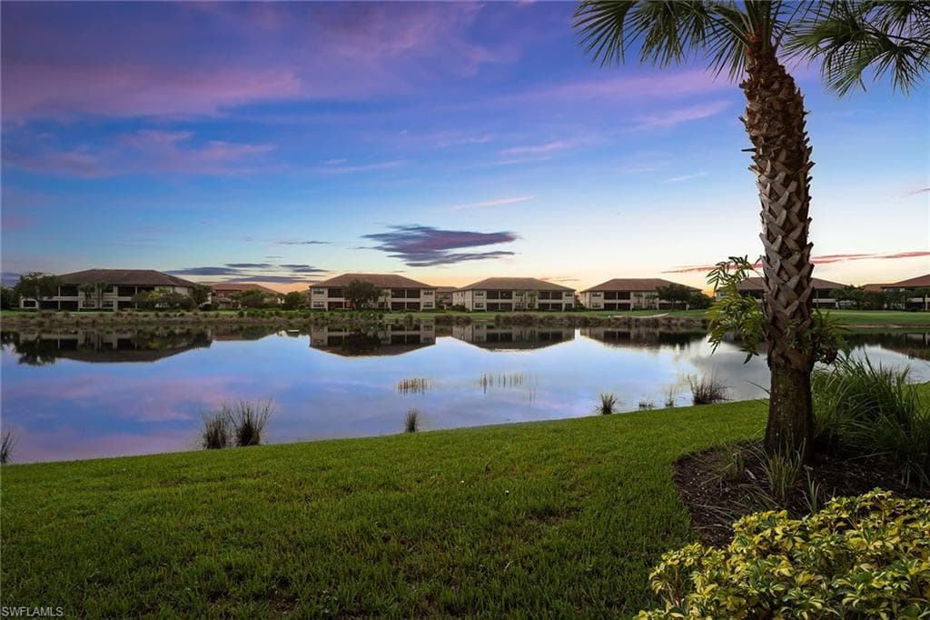 9672 Montelanico Loop 102, Naples, FL 34119-21