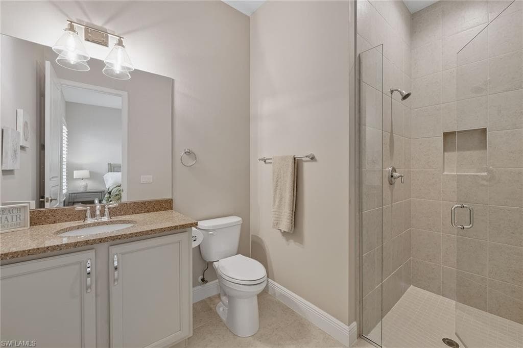 3199 Cotuit Ln, Naples, FL 34114-18