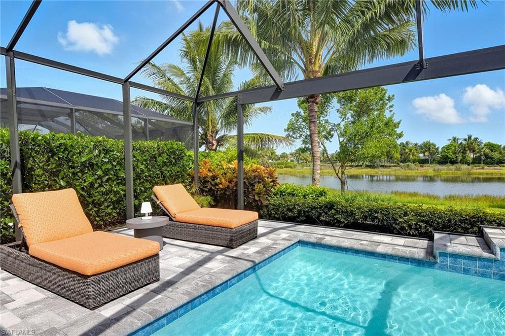3199 Cotuit Ln, Naples, FL 34114-32