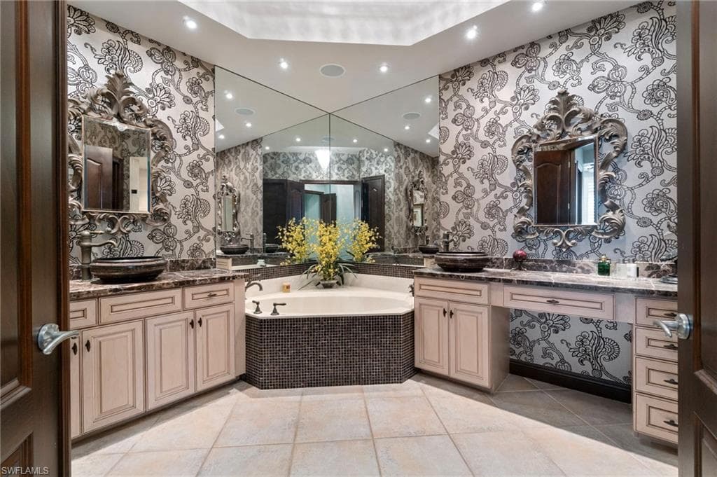 15516 Monterosso Ln 101, Naples, FL 34110-22