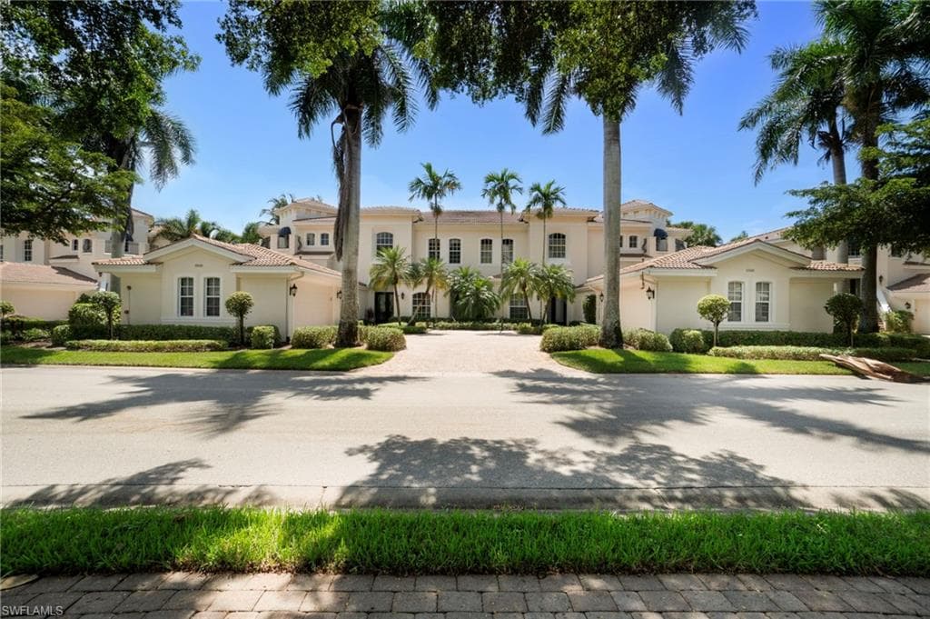 15516 Monterosso Ln 101, Naples, FL 34110-4