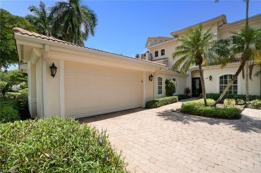 15516 Monterosso Ln 101, Naples, FL 34110-6