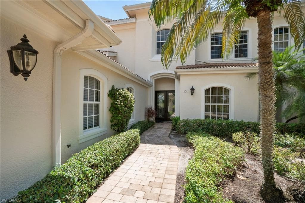 15516 Monterosso Ln 101, Naples, FL 34110-7