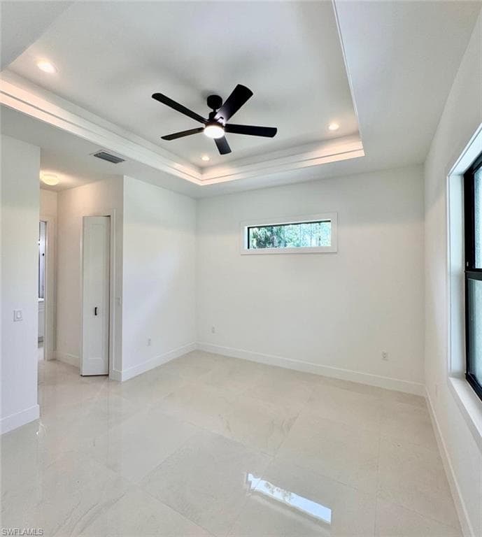 1353 Everglades Blvd N, Naples, FL 34120-12