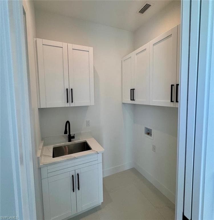 1353 Everglades Blvd N, Naples, FL 34120-18